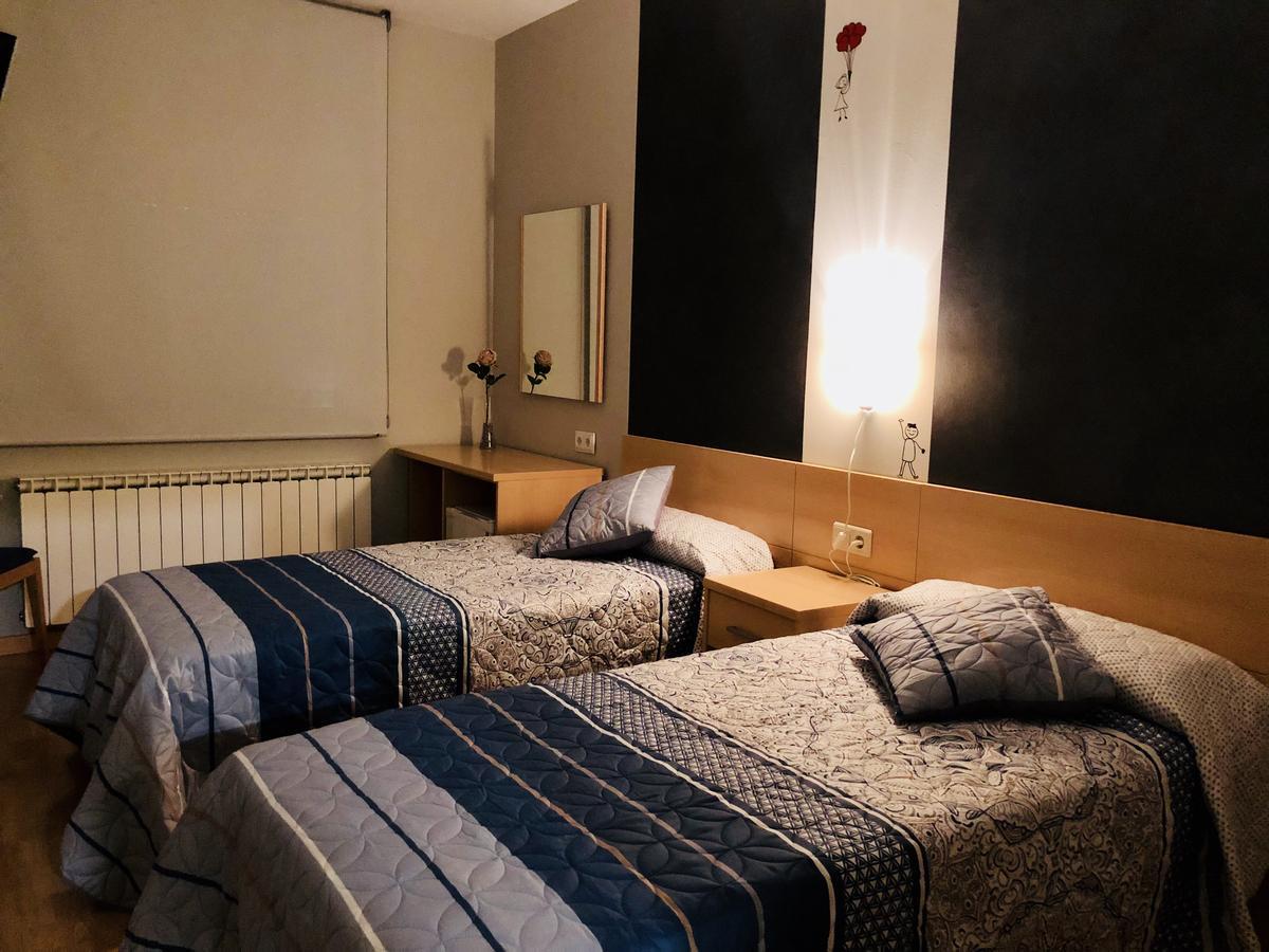 Hotel Vinas 17 Teruel Exteriör bild